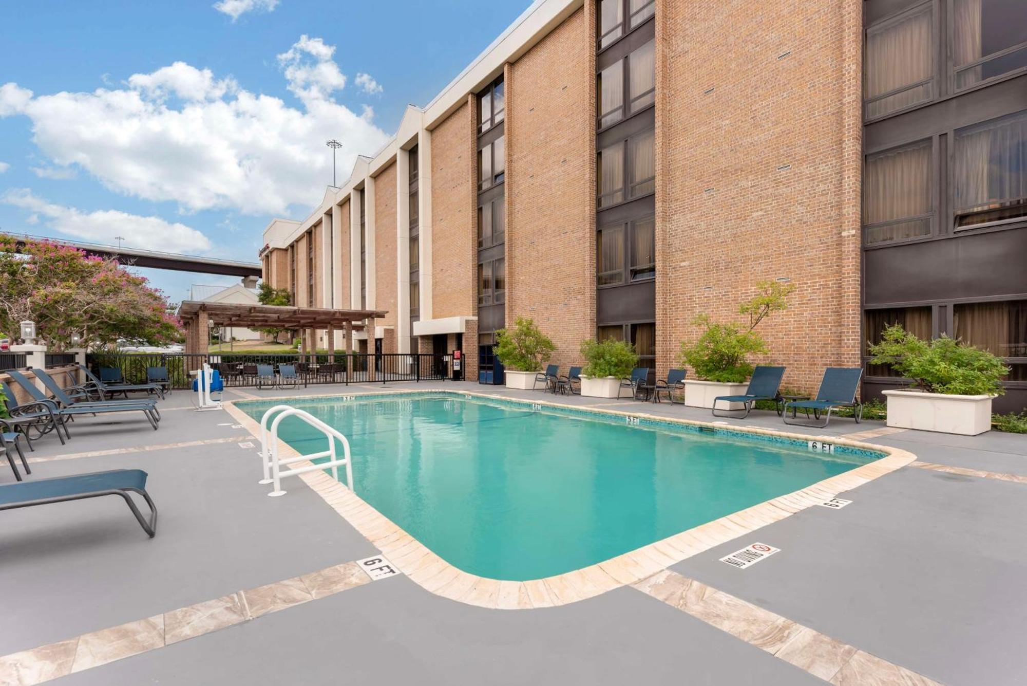 Best Western Plus Austin Central Exterior foto